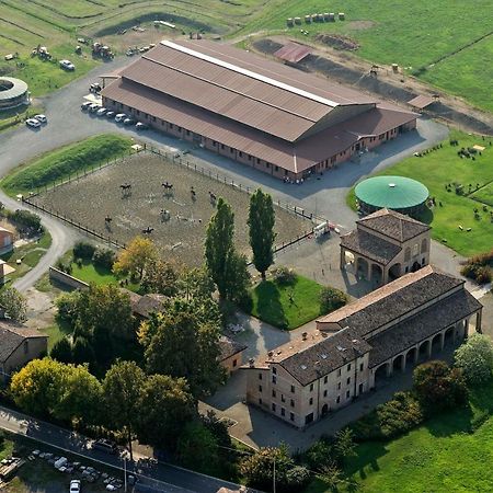 Agriturismo Corte Ghiara Otel Fontanellato Dış mekan fotoğraf